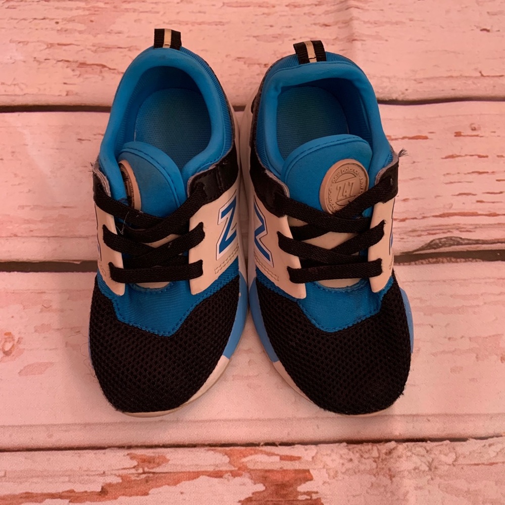 New balance boys sneakers